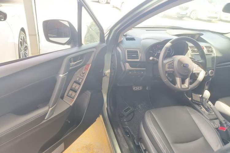Used Subaru Forester 2018 2.0i Fashion Navigation Edition Driver Seat