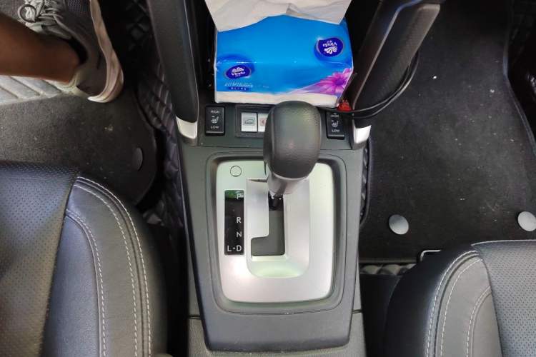 Used Subaru Forester 2018 2.0i Luxury Navigation Edition Gear Lever