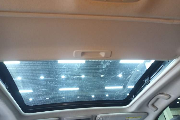 Used Subaru Forester 2018 2.5i Luxury Navigation Edition Headliner