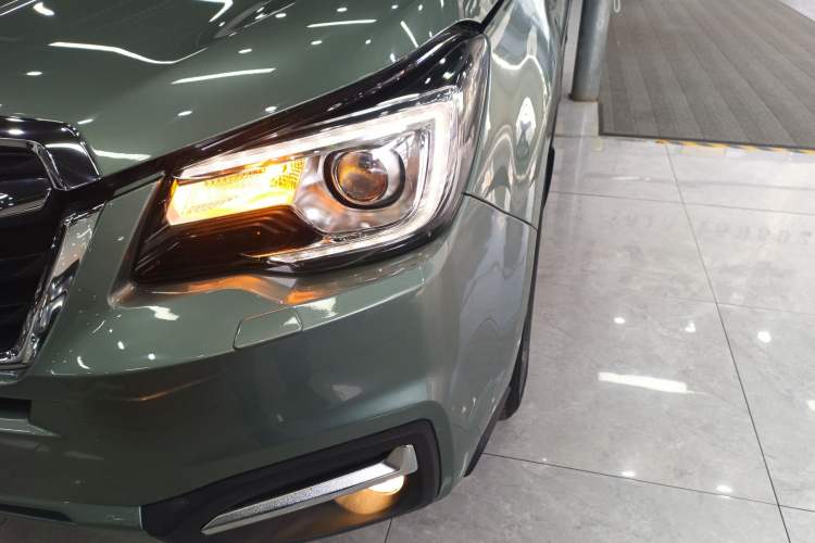 Used Subaru Forester 2018 2.5i Luxury Navigation Edition Left Front Headlight