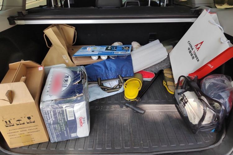 Used Subaru Forester 2018 2.0i Luxury Navigation Edition Trunk
