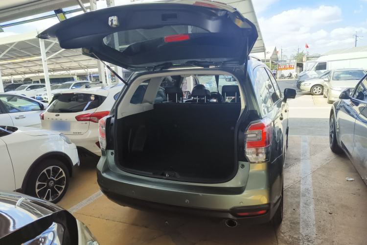 Used Subaru Forester 2018 2.0i Fashion Navigation Edition Trunk