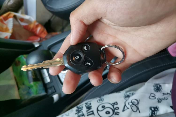 Used Subaru Forester 2018 2.0i Fashion Navigation Edition Vehicle Key