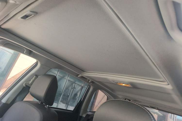 Used Subaru Forester 2018 2.0i Luxury Navigation Edition Headliner