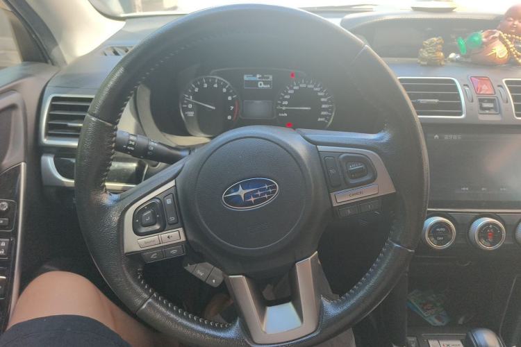 Used Subaru Forester 2018 2.0i Luxury Navigation Edition Steering Wheel
