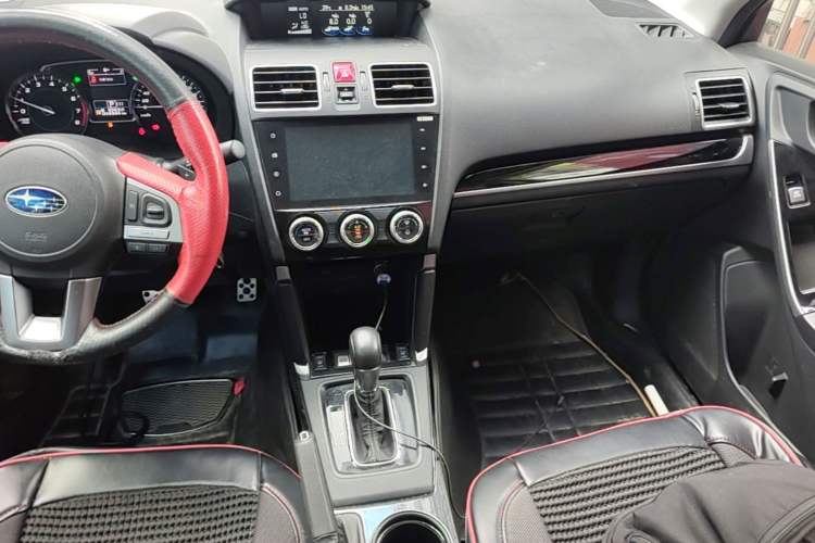 Used Subaru Forester 2018 2.0i Fashion Navigation Edition Audio And AC Panel