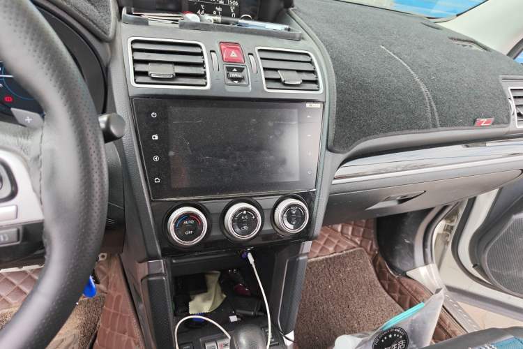 Used Subaru Forester 2018 2.0i Fashion Navigation Edition Audio And AC Panel