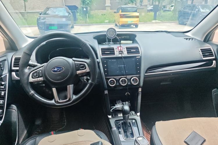 Used Subaru Forester 2018 2.5i Luxury Navigation Edition Center Console