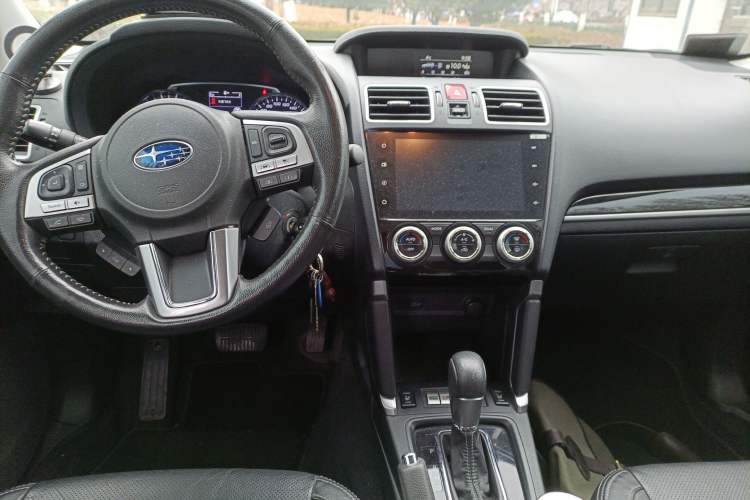 Used Subaru Forester 2018 2.5i Luxury Navigation Edition with EyeSight Center Console
