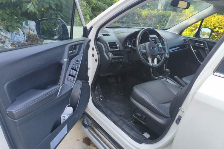 Used Subaru Forester 2018 2.0i Luxury Navigation Edition Driver Seat