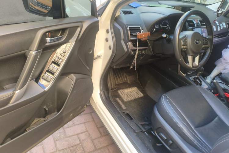 Used Subaru Forester 2018 2.0i Luxury Navigation Edition Driver Seat
