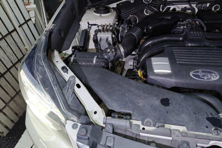 Used Subaru Forester 2018 2.0i Fashion Navigation Edition Engine Bay Right
