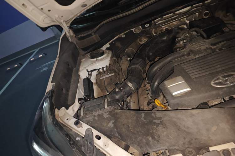 Used Subaru Forester 2018 2.0i Fashion Navigation Edition Engine Bay Right
