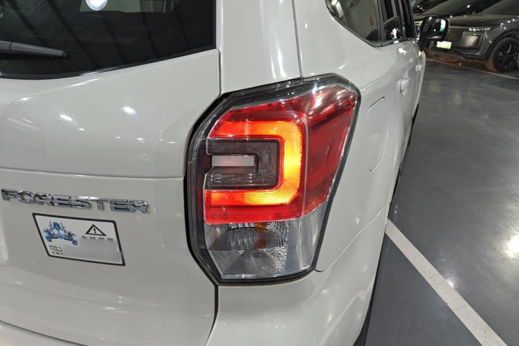 Used Subaru Forester 2018 2.5i Luxury Navigation Edition with EyeSight Exterior 6