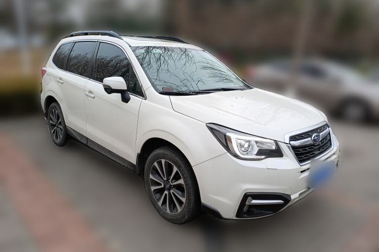 Used Subaru Forester 2018 2.5i Luxury Navigation Edition with EyeSight Front Right 45 Deg