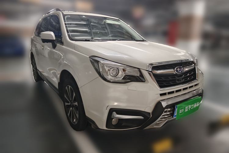 Used Subaru Forester 2018 2.0i Luxury Navigation Edition Front Right 45 Deg