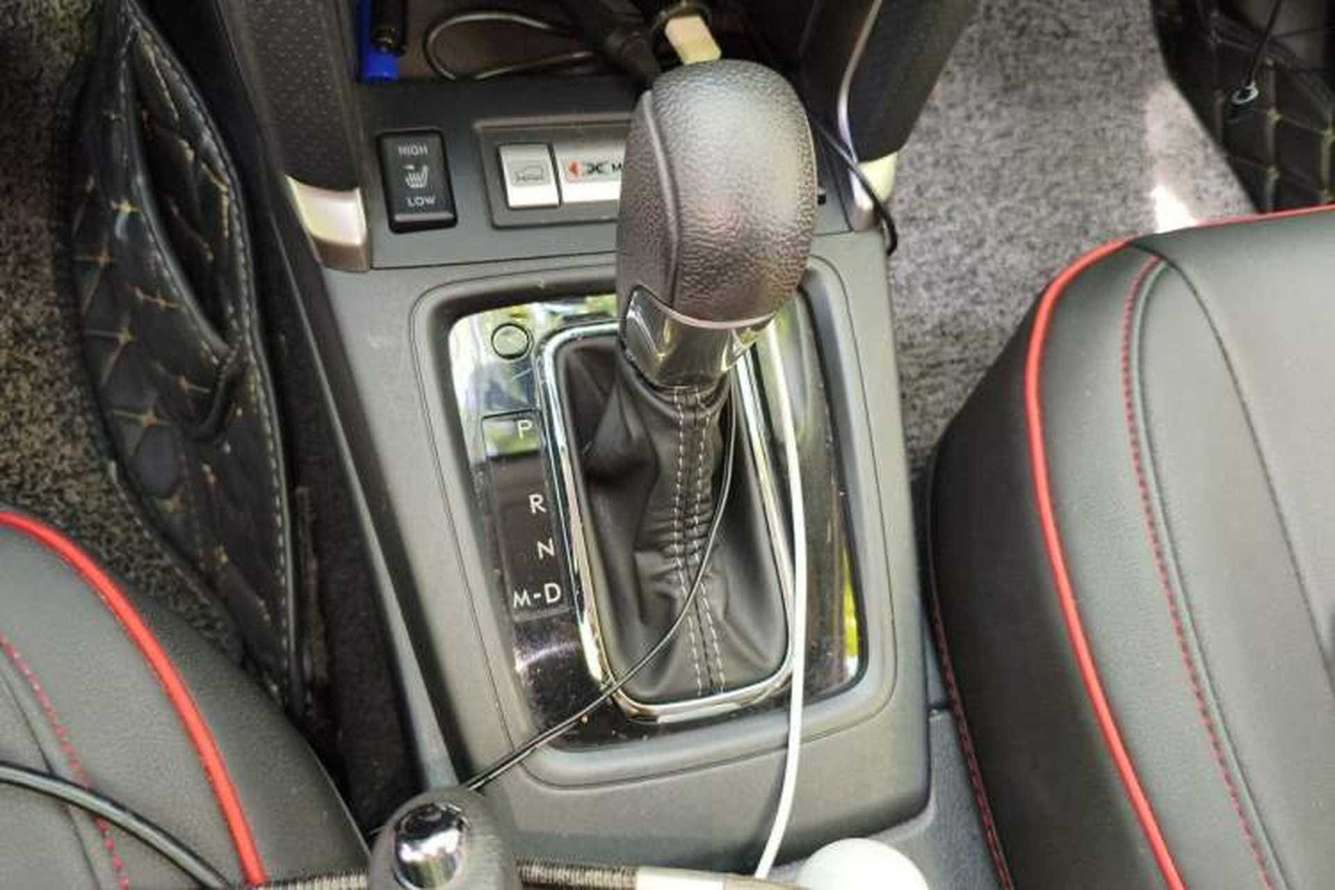 Used Subaru Forester 2018 2.0i Fashion Navigation Edition Gear Lever