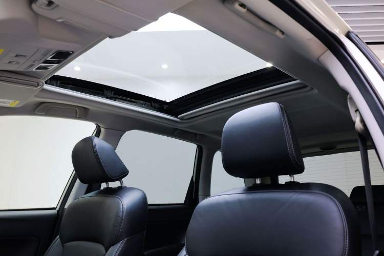 Used Subaru Forester 2018 2.5i Luxury Navigation Edition with EyeSight Headliner