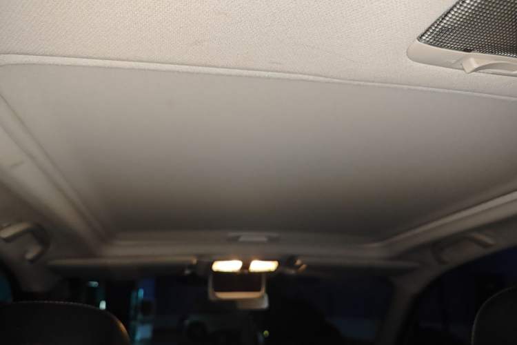 Used Subaru Forester 2018 2.0i Fashion Navigation Edition Headliner