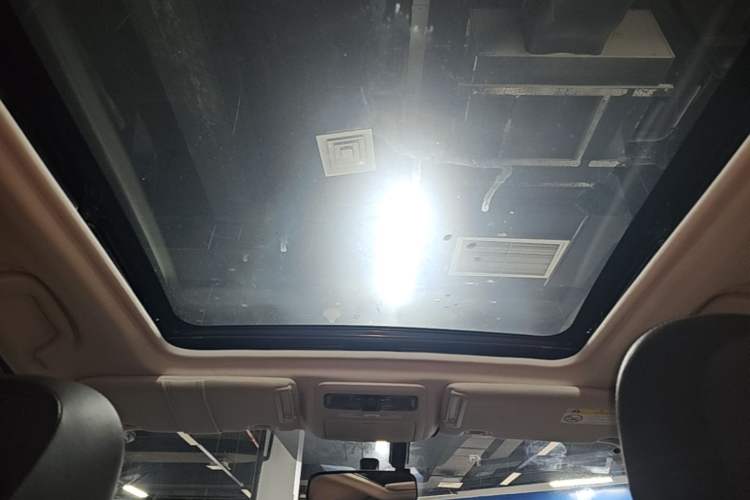 Used Subaru Forester 2018 2.0i Luxury Navigation Edition Headliner