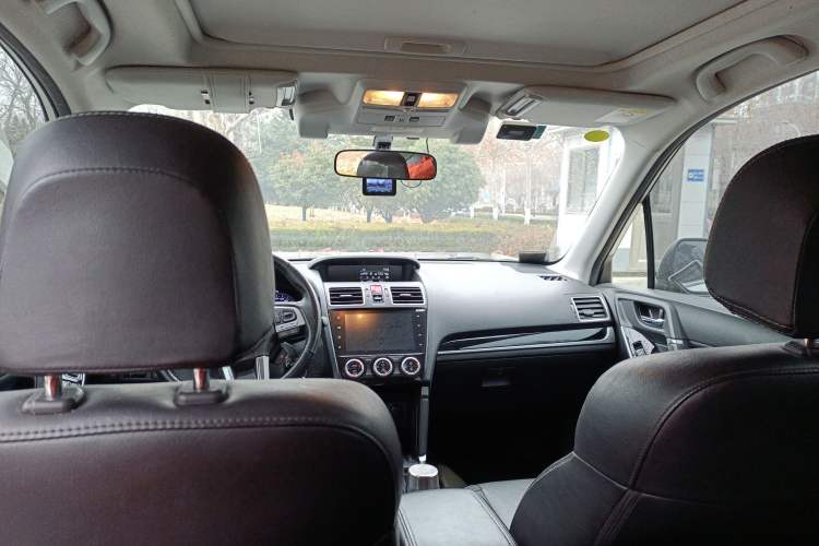 Used Subaru Forester 2018 2.5i Luxury Navigation Edition with EyeSight Headliner
