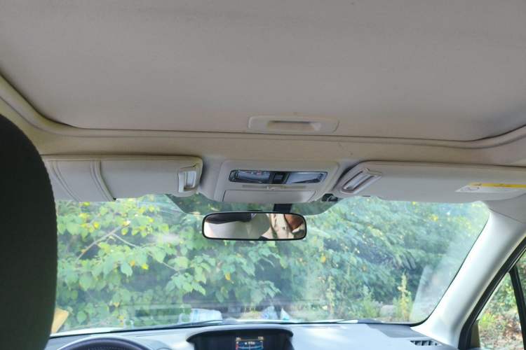 Used Subaru Forester 2018 2.0i Luxury Navigation Edition Headliner