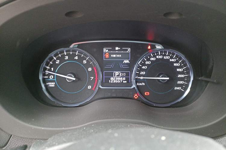 Used Subaru Forester 2018 2.5i Luxury Navigation Edition with EyeSight Instrument Cluster