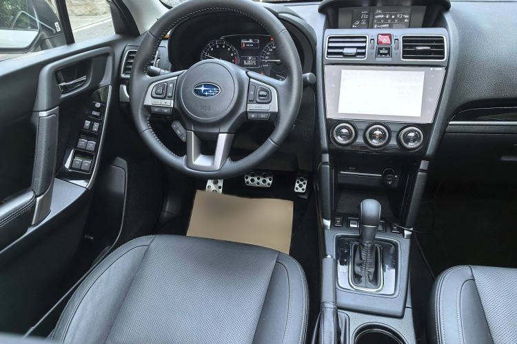 Used Subaru Forester 2018 2.0i Fashion Navigation Edition Interior 2