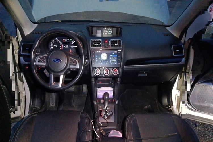 Used Subaru Forester 2018 2.0i Luxury Navigation Edition Interior 2