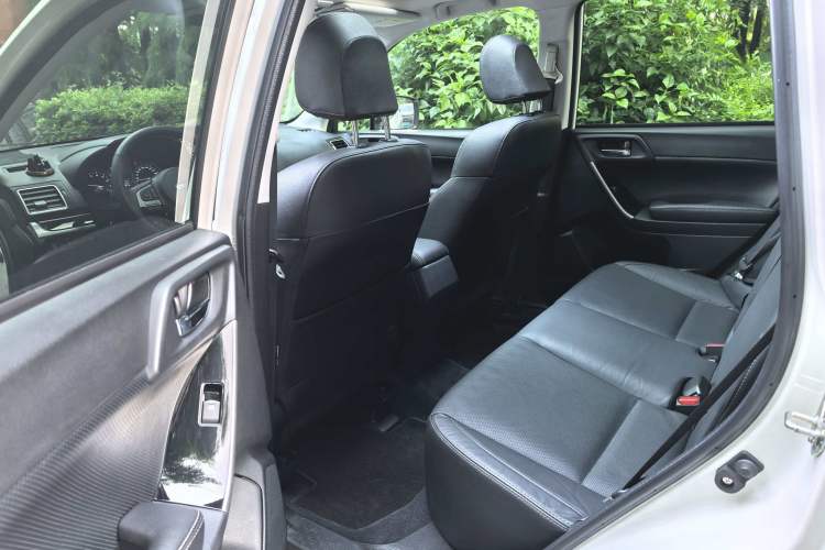 Used Subaru Forester 2018 2.0i Fashion Navigation Edition Interior 4