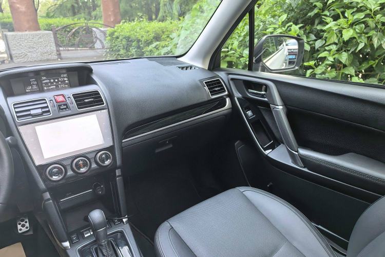 Used Subaru Forester 2018 2.0i Fashion Navigation Edition Interior 6