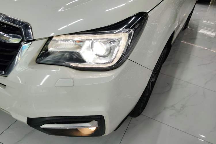 Used Subaru Forester 2018 2.5i Luxury Navigation Edition Left Front Headlight