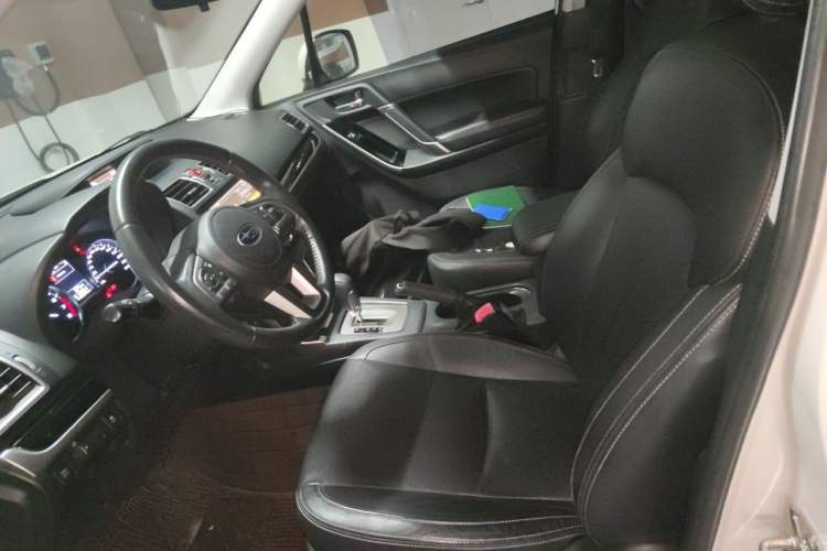 Used Subaru Forester 2018 2.0i Luxury Navigation Edition Left Front Seat