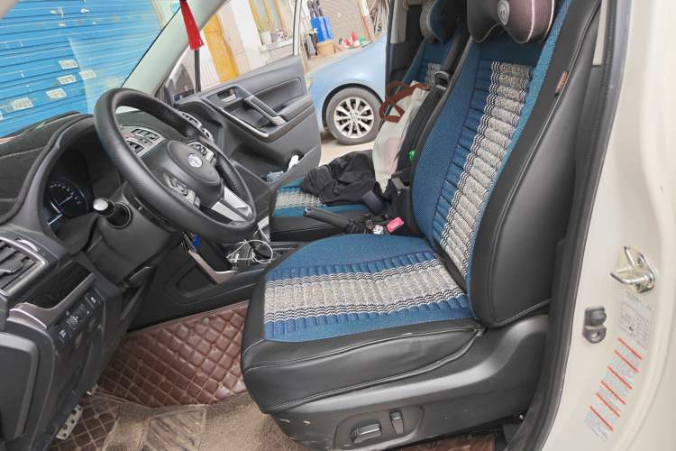 Used Subaru Forester 2018 2.0i Fashion Navigation Edition Left Front Seat