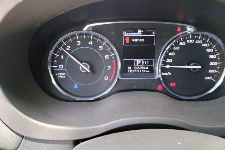 Used Subaru Forester 2018 2.0i Luxury Navigation Edition Odometer Close Up