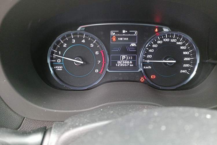 Used Subaru Forester 2018 2.5i Luxury Navigation Edition with EyeSight Odometer Close Up
