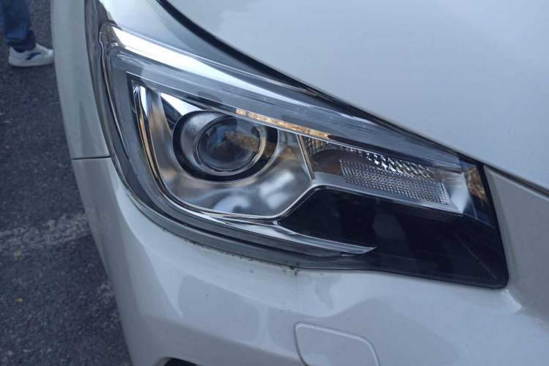 Used Subaru Forester 2018 2.0i Fashion Navigation Edition Right Front Headlight