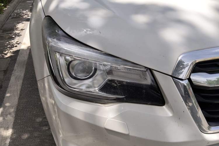 Used Subaru Forester 2018 2.0i Luxury Navigation Edition Right Front Headlight