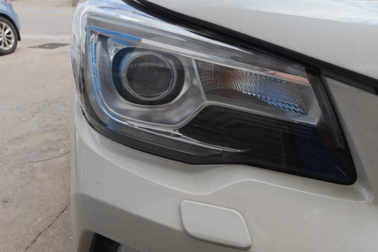 Used Subaru Forester 2018 2.0i Fashion Navigation Edition Right Front Headlight