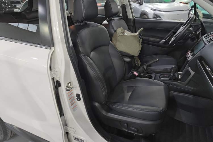 Used Subaru Forester 2018 2.5i Luxury Navigation Edition with EyeSight Right Front Seat