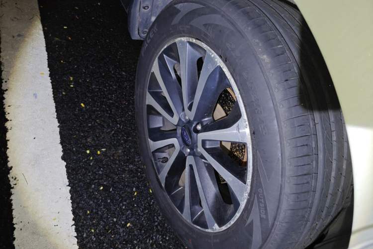 Used Subaru Forester 2018 2.0i Fashion Navigation Edition Right Front Wheel Hub