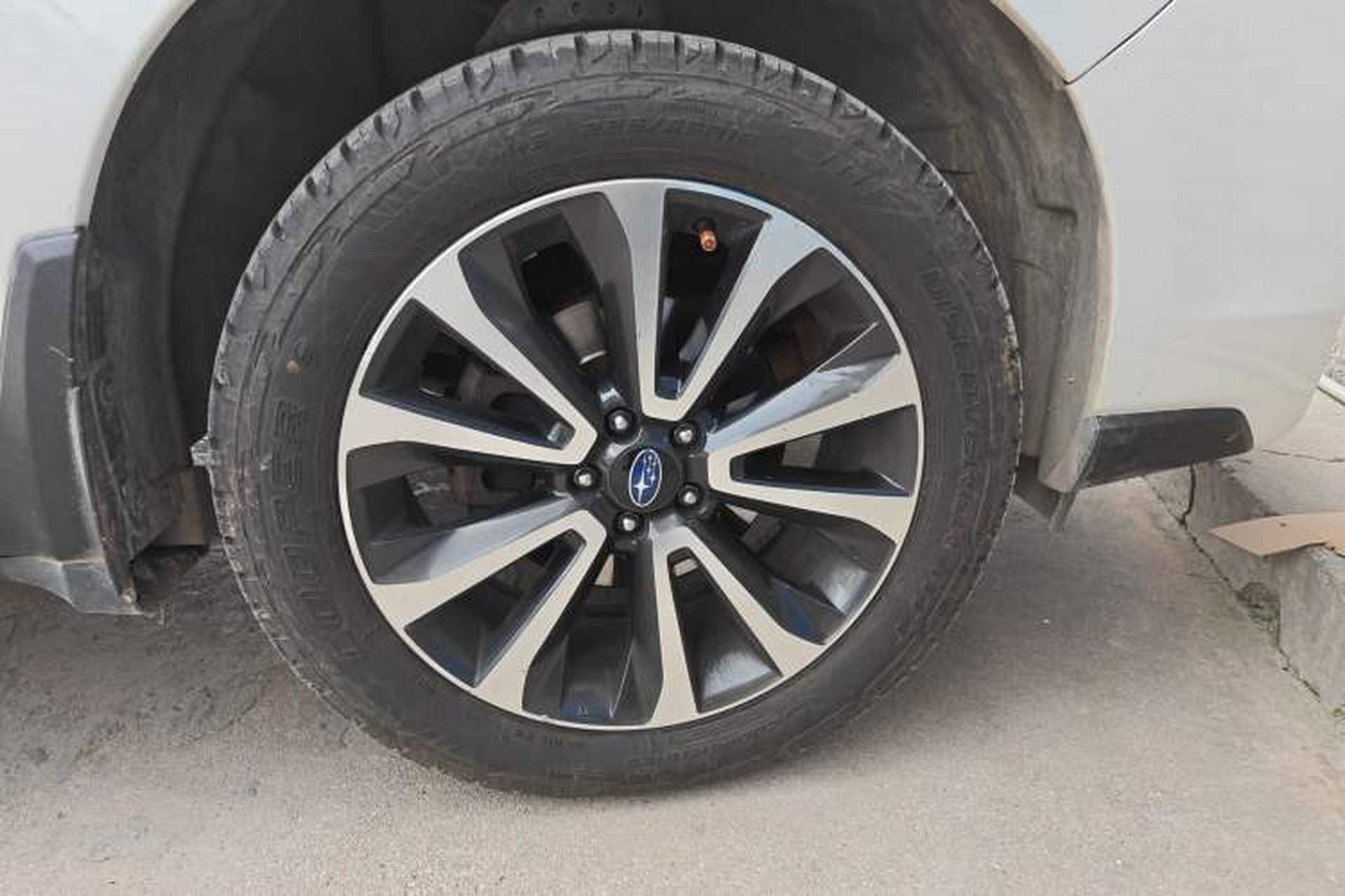 Used Subaru Forester 2018 2.0i Fashion Navigation Edition Right Front Wheel Hub