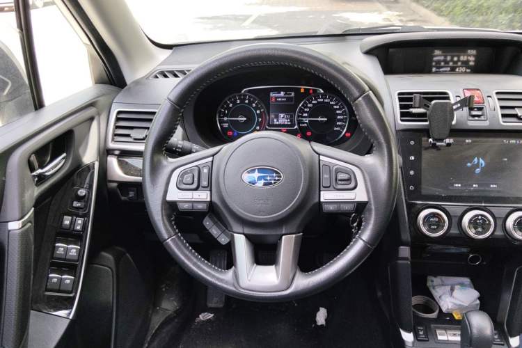 Used Subaru Forester 2018 2.0i Luxury Navigation Edition Steering Wheel