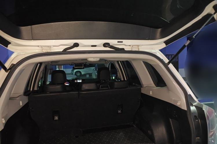 Used Subaru Forester 2018 2.0i Fashion Navigation Edition Trunk