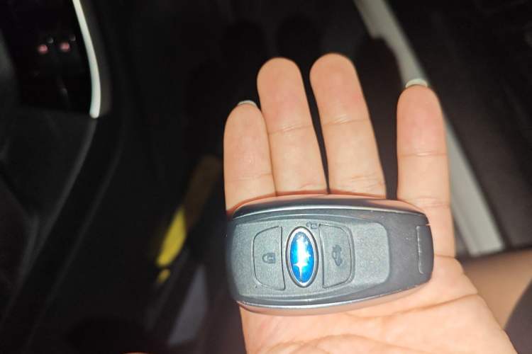 Used Subaru Forester 2018 2.0i Fashion Navigation Edition Vehicle Key