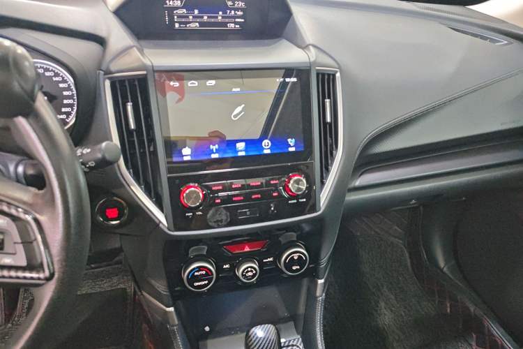 Used Subaru Forester 2019 2.0i Luxury Edition EyeSight Audio And AC Panel