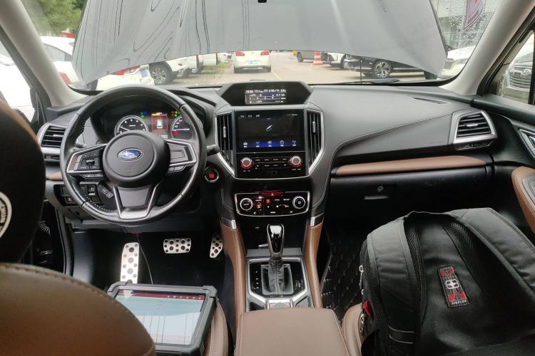 Used Subaru Forester 2019 2.0i Smart Engine Sport Edition Center Console