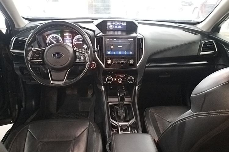 Used Subaru Forester 2019 2.0i Luxury Edition EyeSight Center Console