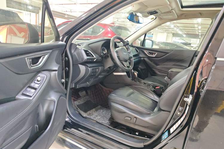 Used Subaru Forester 2019 2.0i Luxury Edition EyeSight Driver Seat
