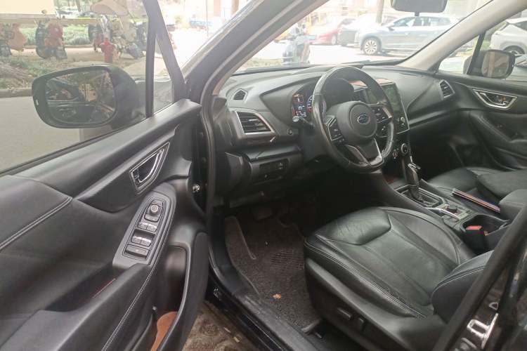 Used Subaru Forester 2019 2.0i Luxury Edition EyeSight Driver Seat